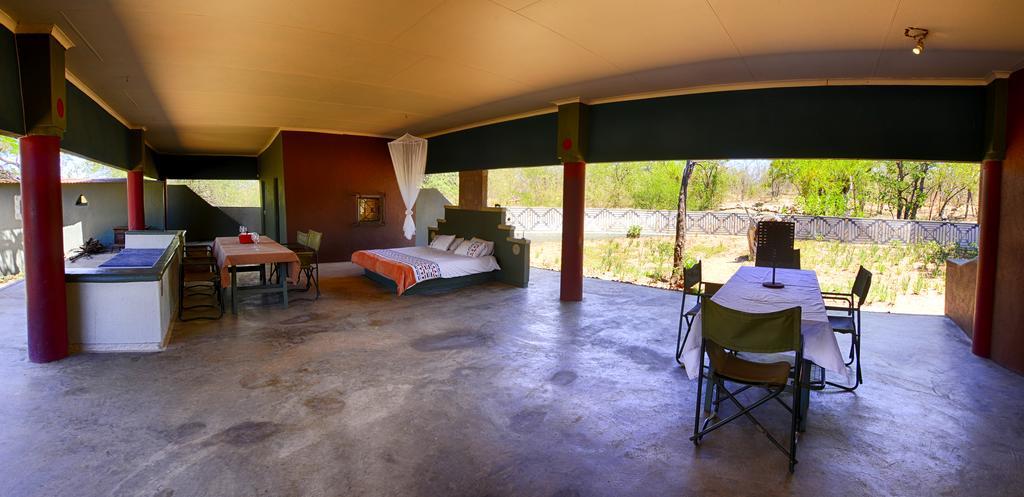 Tingala Lodge - Bed In The Bush Phalaborwa Chambre photo