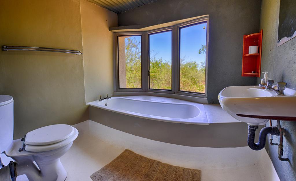 Tingala Lodge - Bed In The Bush Phalaborwa Chambre photo
