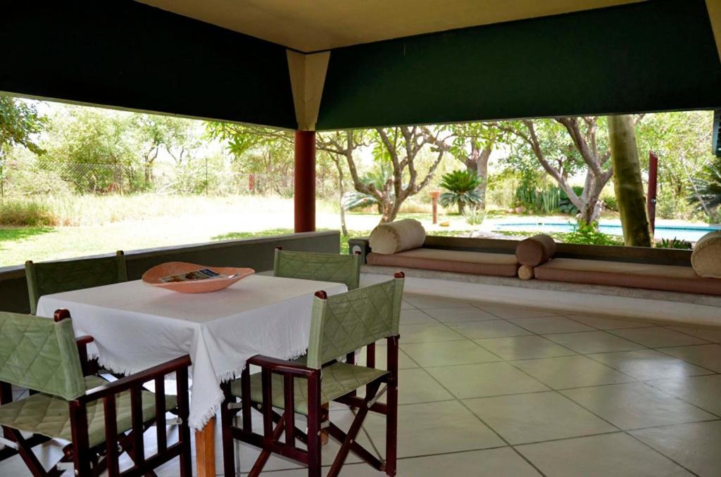 Tingala Lodge - Bed In The Bush Phalaborwa Extérieur photo