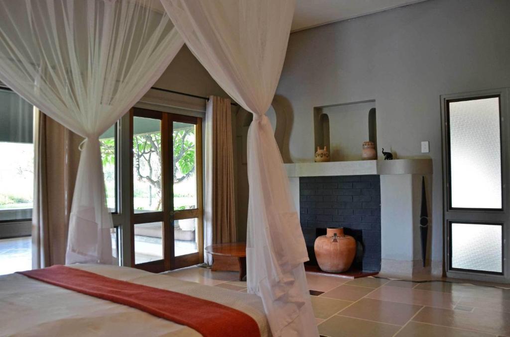 Tingala Lodge - Bed In The Bush Phalaborwa Chambre photo